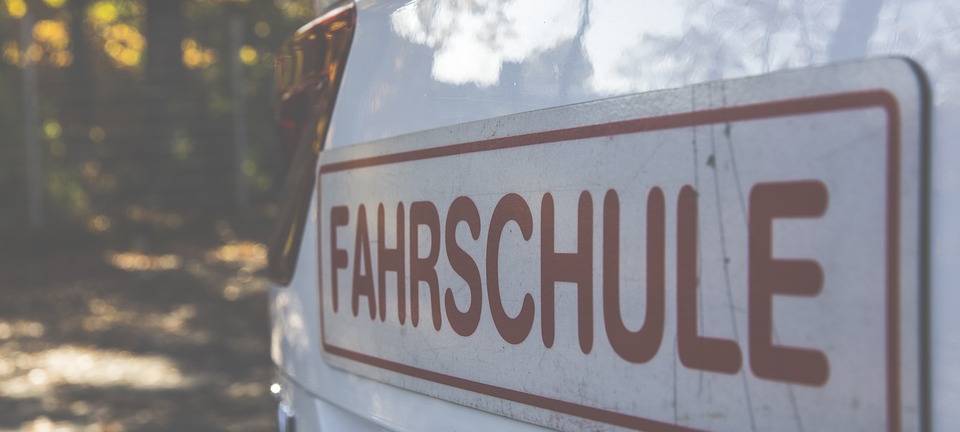 Fahrschulen in Leverkusen sehen Pläne der Regierung kritisch