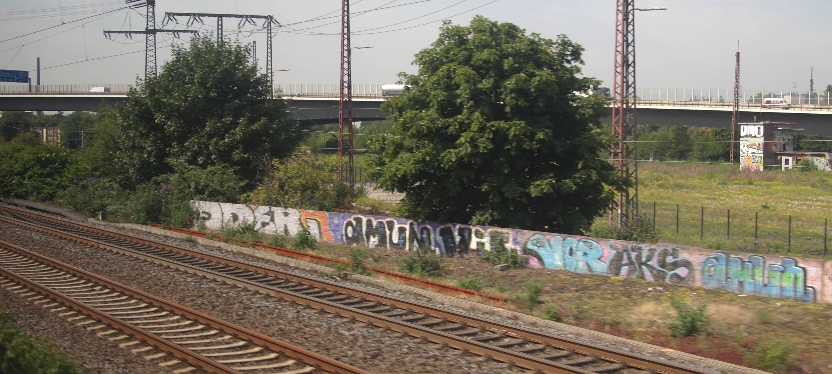 Leverkusen: Bahn will Glyphosat gegen Unkraut nutzen