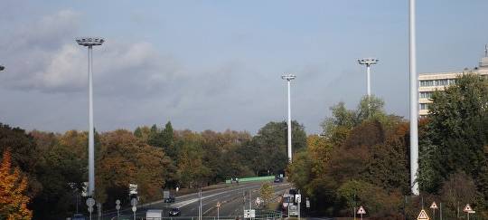 Leverkusen: Letzter ikonischer Hochmast wird abgebaut