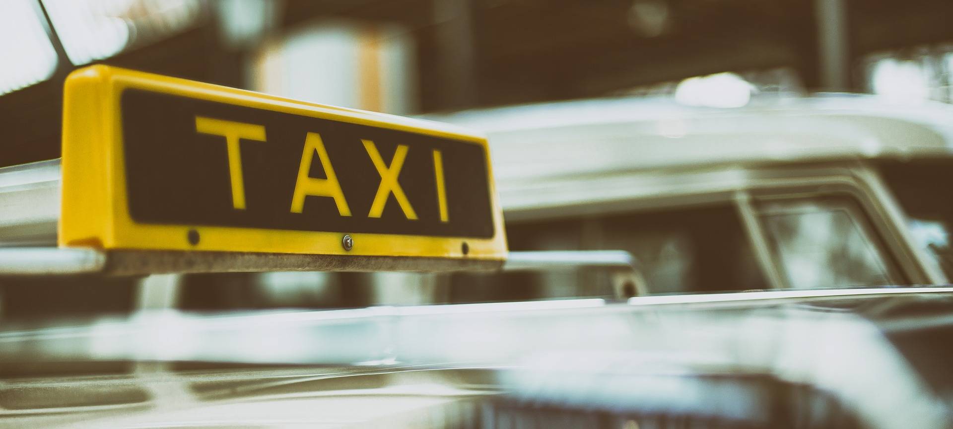 Testphase: Taxis dürfen in Leverkusen Busspuren nutzen