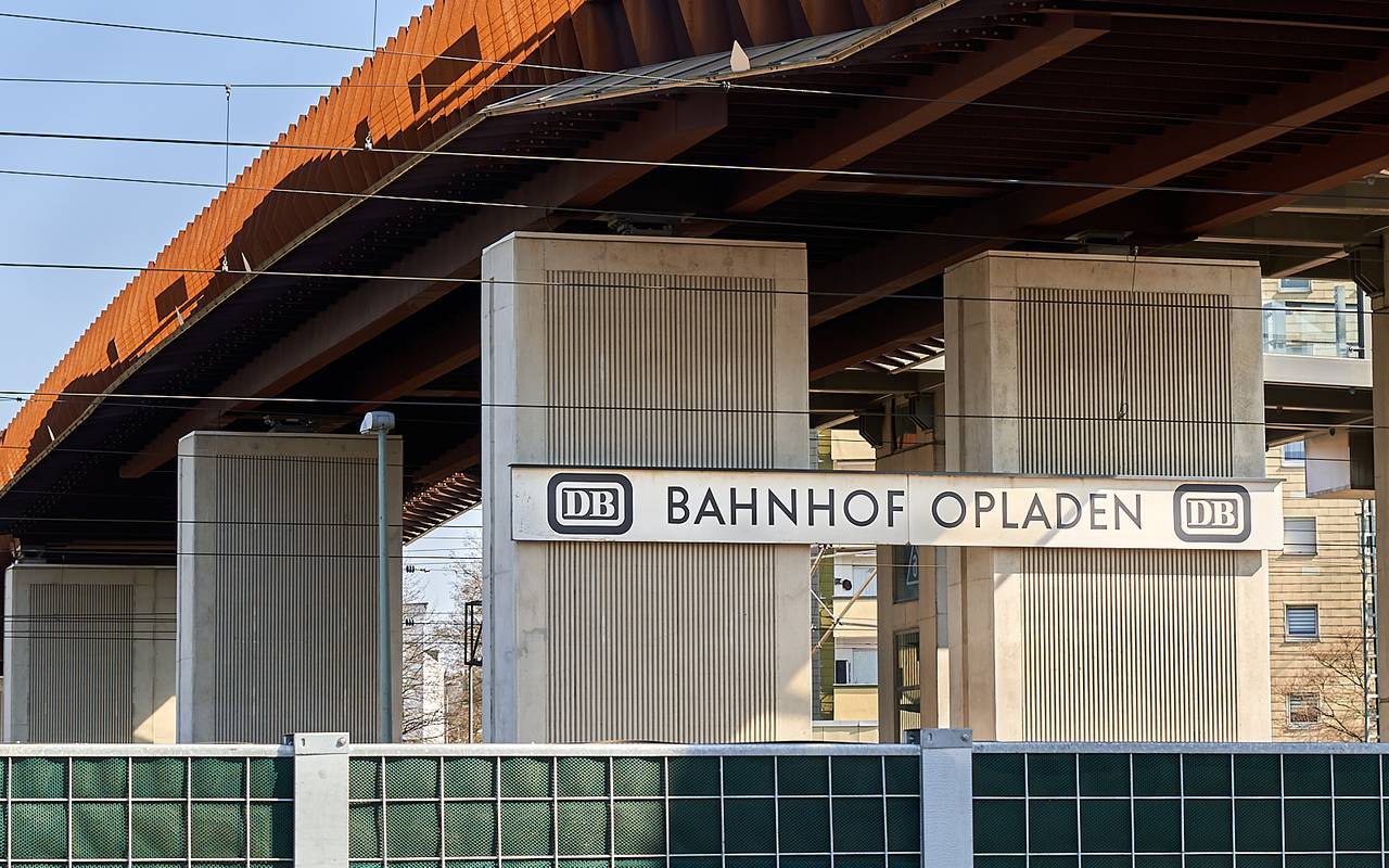 Leverkusen: Sanierung der Bahnstrecke abgeschlossen
