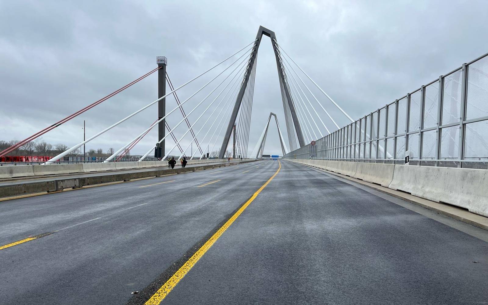Leverkusen: A1-Rheinbrücke wird zum Milliarden-Projekt
