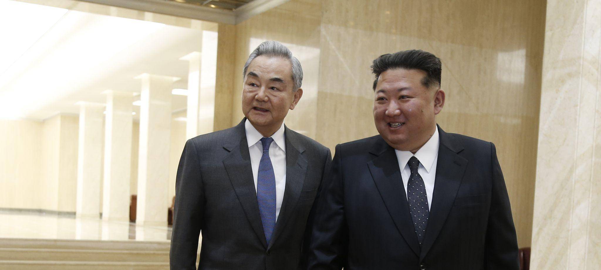 Chinas Außenminister besucht Nordkorea