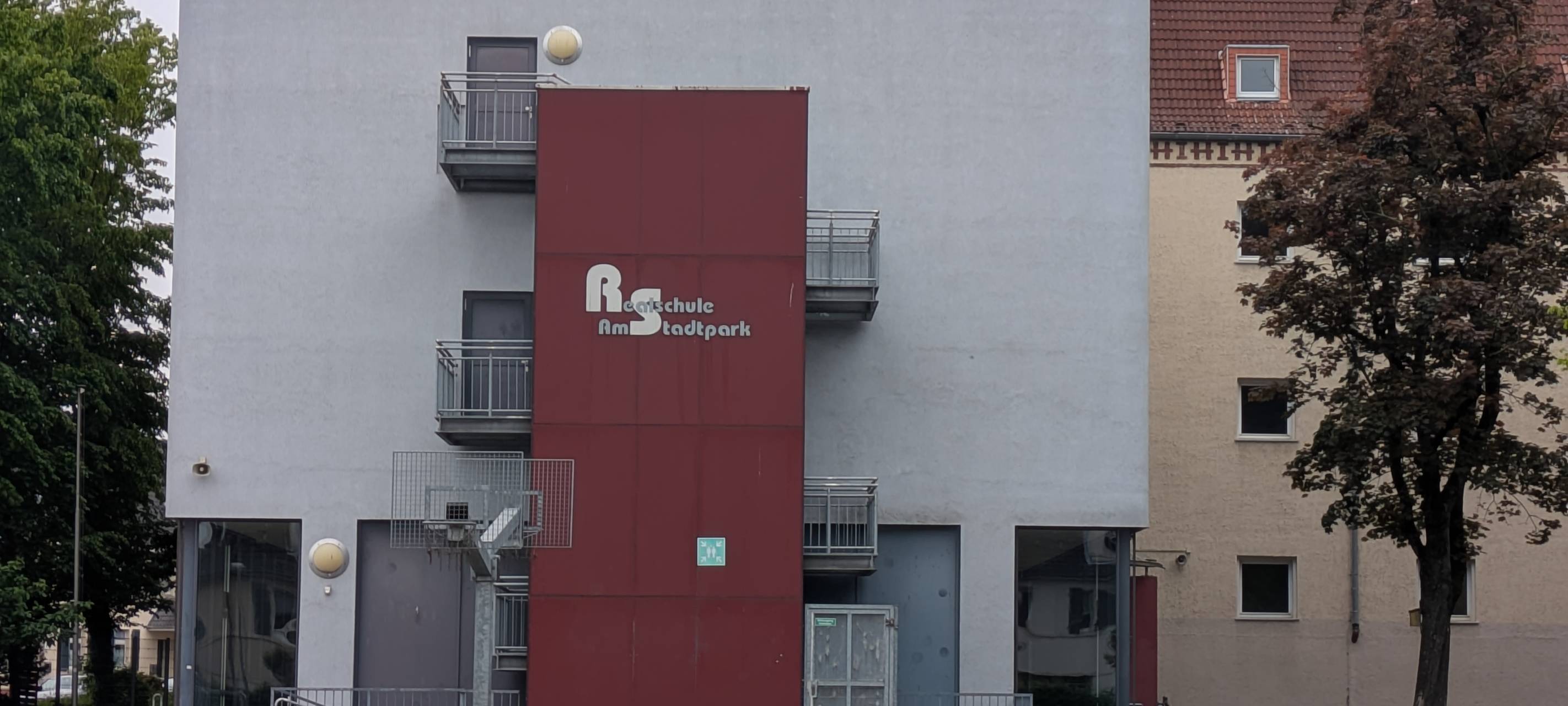Giftige Schadstoffe in Leverkusener Schule