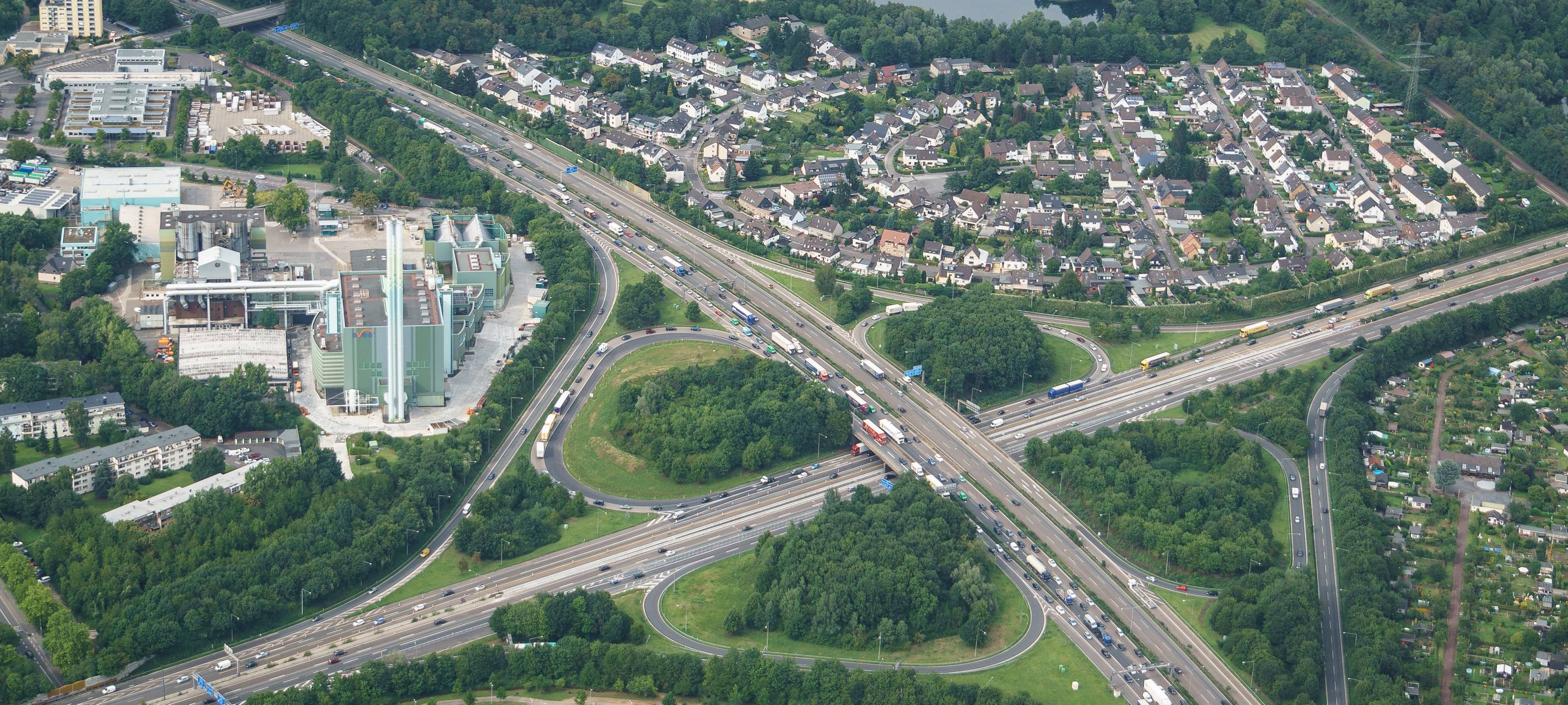 Spontane Bauarbeiten an der A1 in Leverkusen