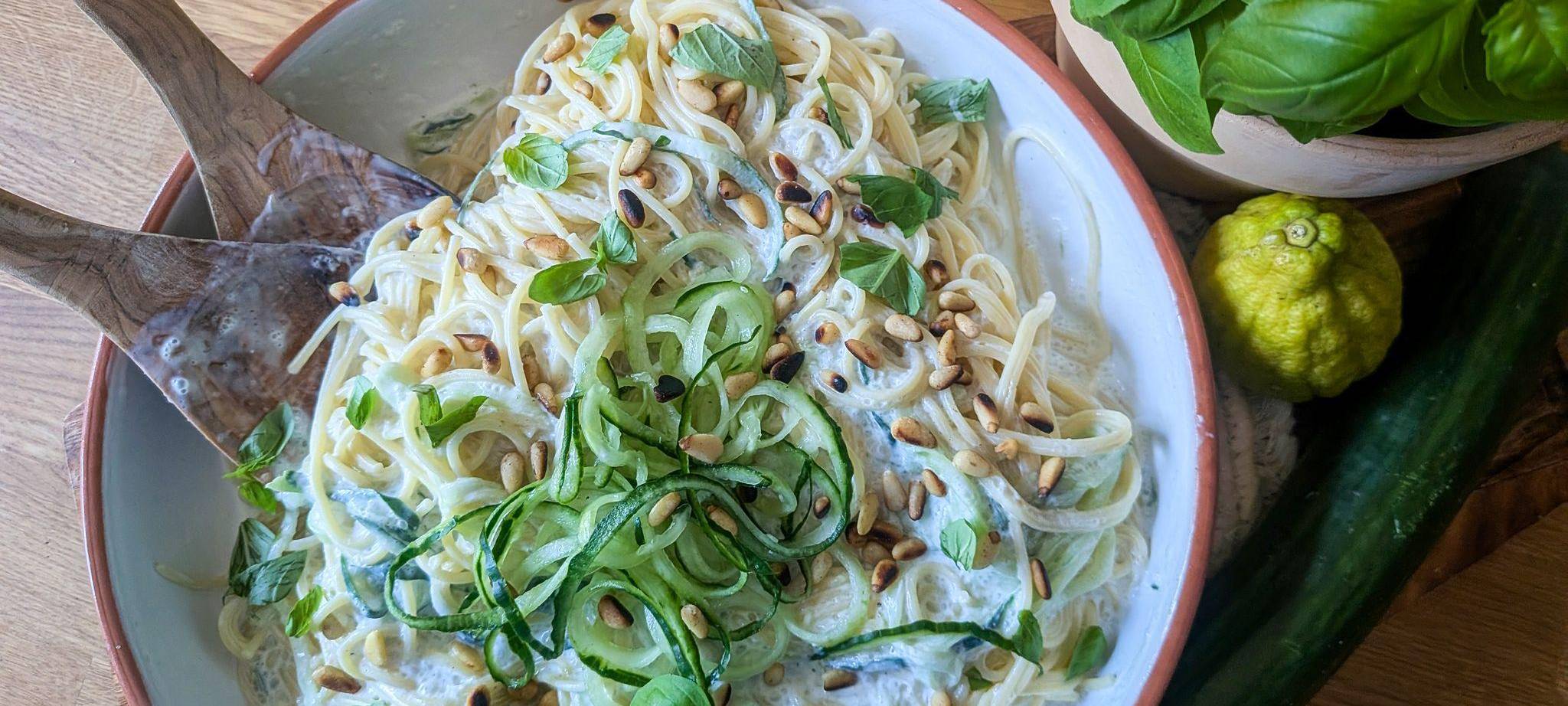 Sommerliche Joghurt-Pasta