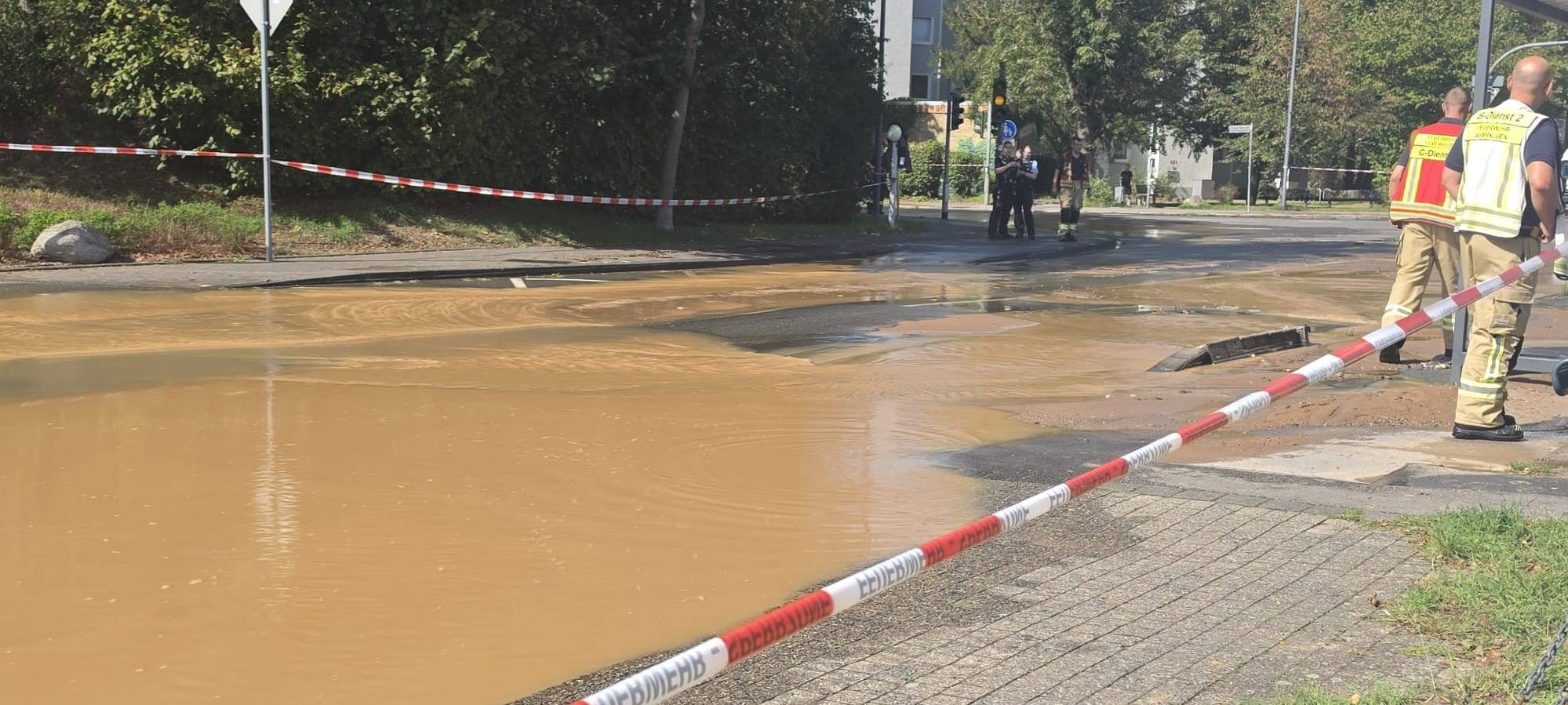 Felderstraße nach Wasserrohrbruch noch bis Oktober gesperrt