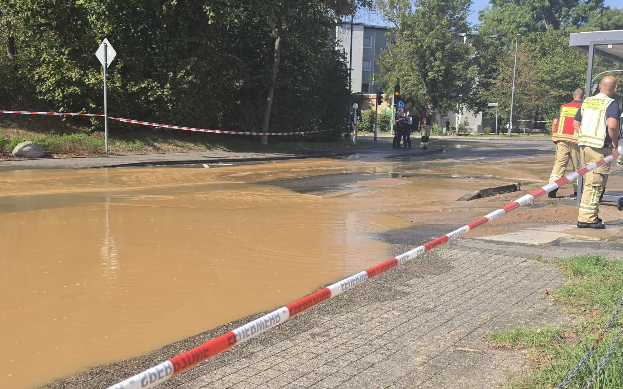 Felderstraße nach Wasserrohrbruch noch bis Oktober gesperrt